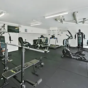  Apartment Ground Floor Oceanfront