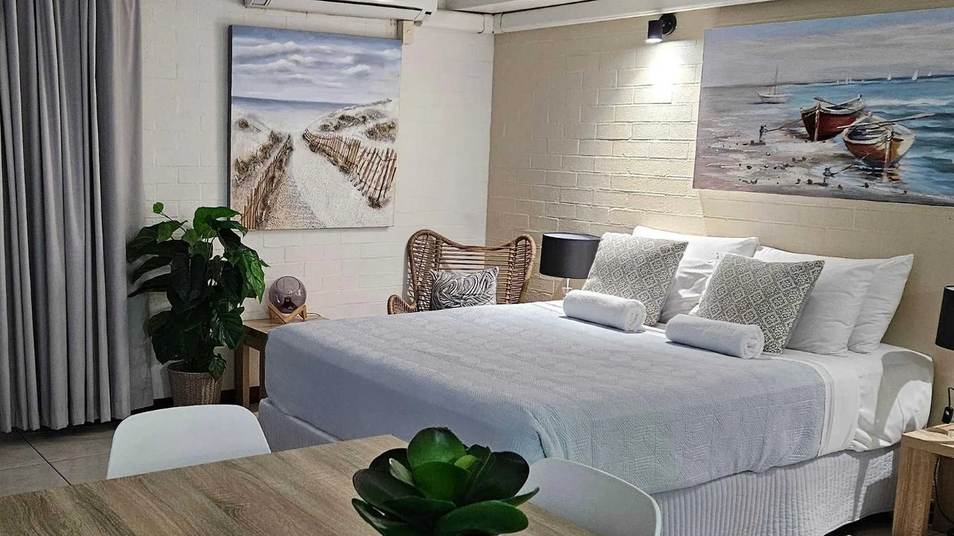 Shoreline Apartments - Unit 10 Bargara Australia